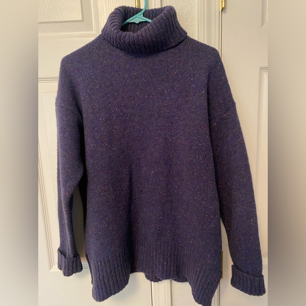 Express Tricot Women’s Deep Purple Turtleneck Wool Sweater Size M